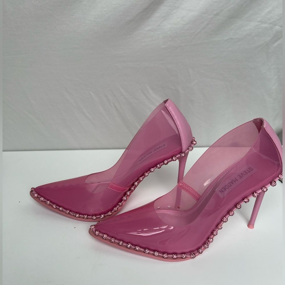 Steve Madden Pink Jewel Shoe! Never Worn!
